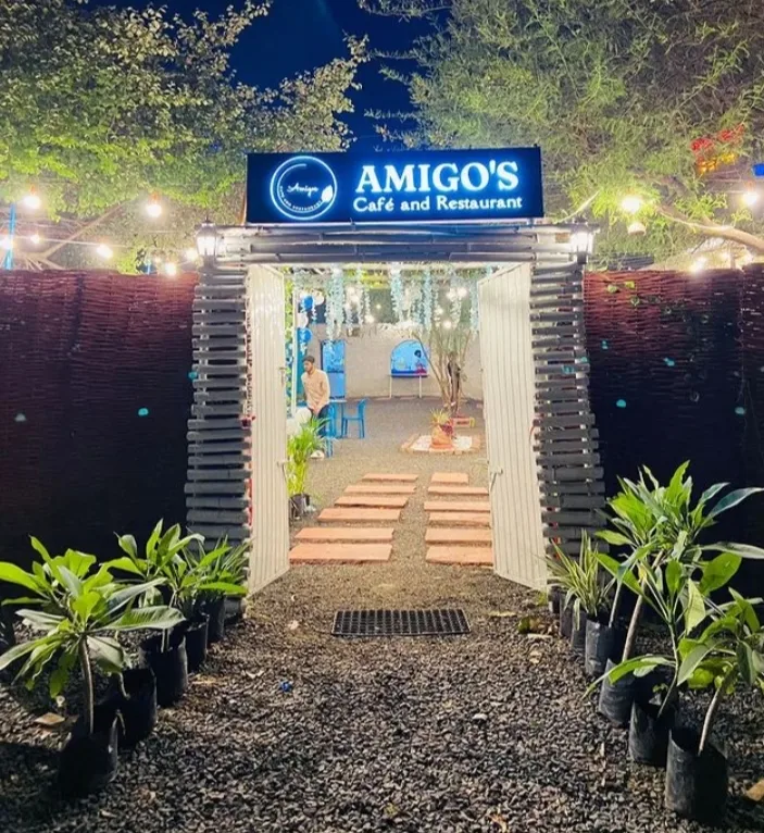 Amigos Café and Restaurant Logo